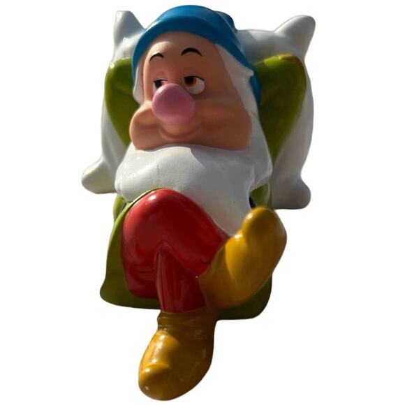 Disney Sleepy Dwarf Snow White 4" Vinyl Figure Pre-Loved - Picture 1 of 6
